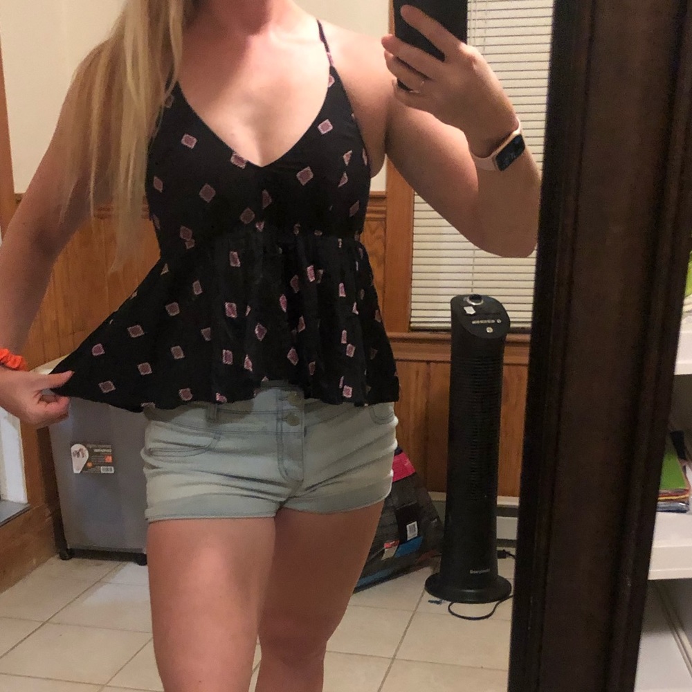 Express deep V tank top, high-low hem, size xs